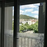 Soba S Pogledom Apartment *