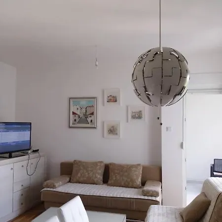 Soba S Pogledom Τρέμπινιε